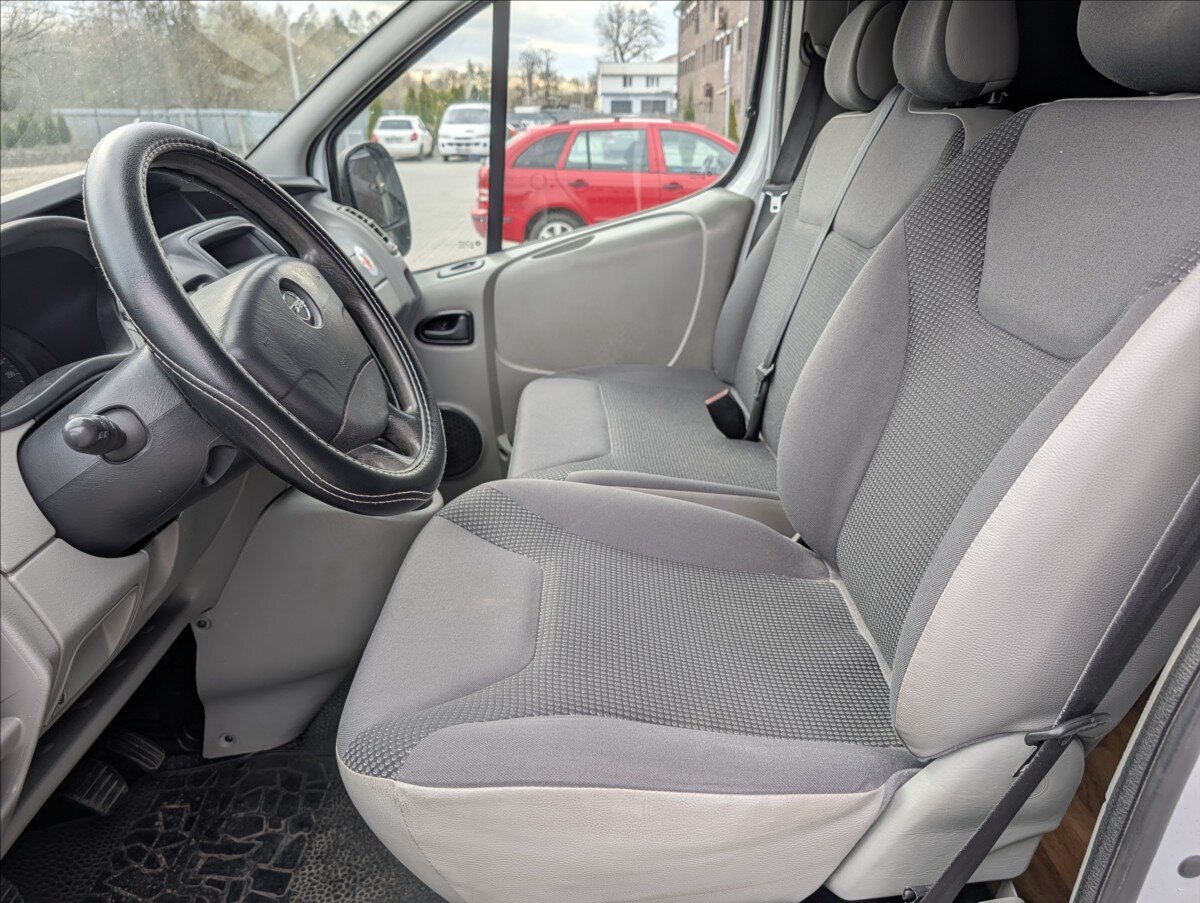 Opel Vivaro Skříň 2,0 l 84 kw