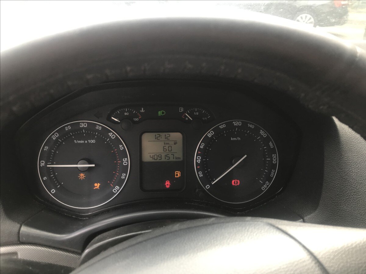 Škoda Octavia Sedan / Limuzína 1,9 l 77 kw