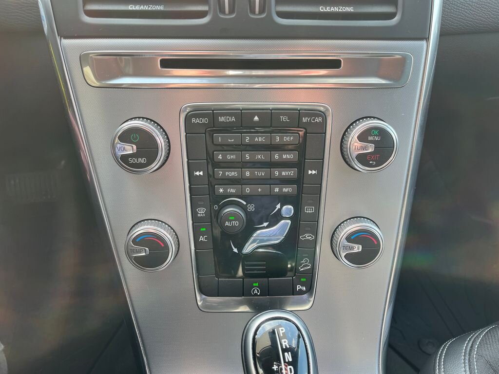 Volvo XC60 SUV / Terénní 2,4 l 140 kw