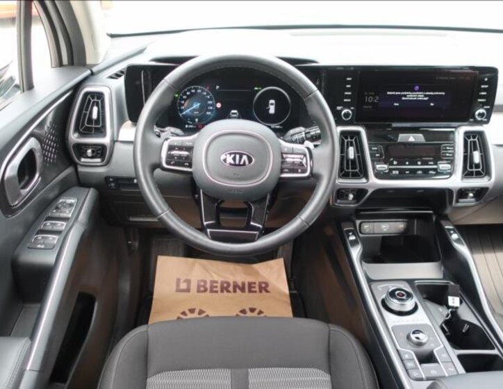 KIA Sorento SUV 1,6 l 169 kw