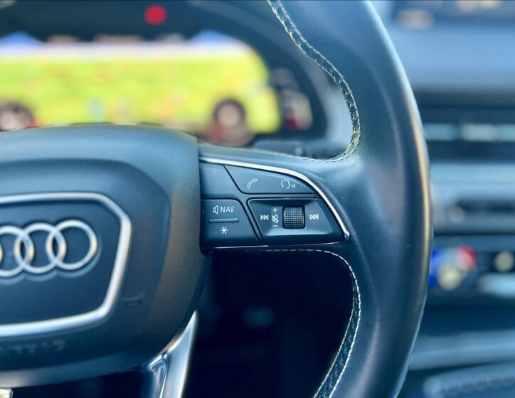 Audi SQ7 SUV / Terénní 4,0 l 320 kw