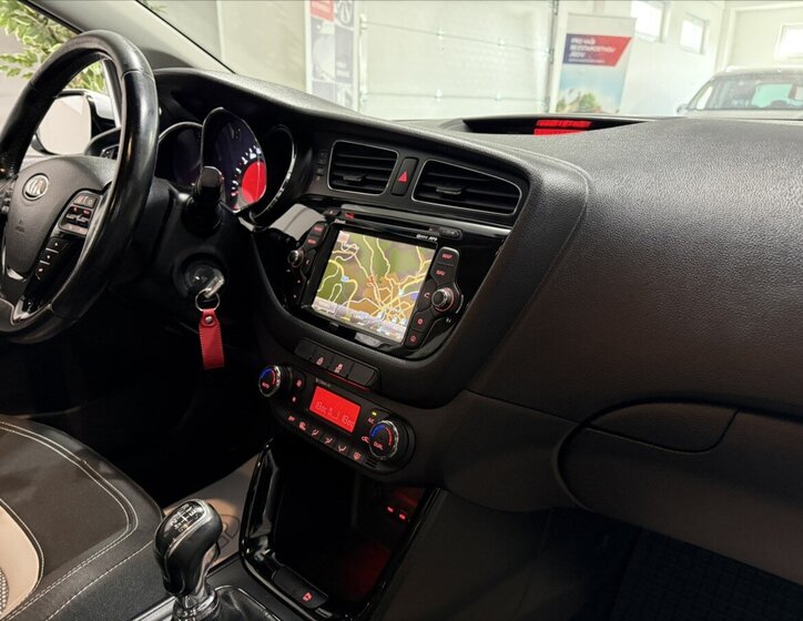 KIA Ceed Hatchback 1,6 l 94 kw