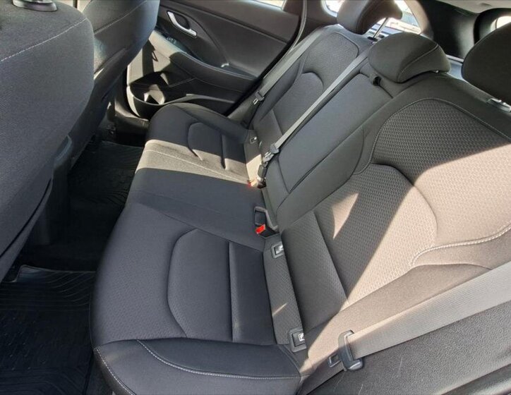 Hyundai i30 Kombi 1,6 l 85 kw