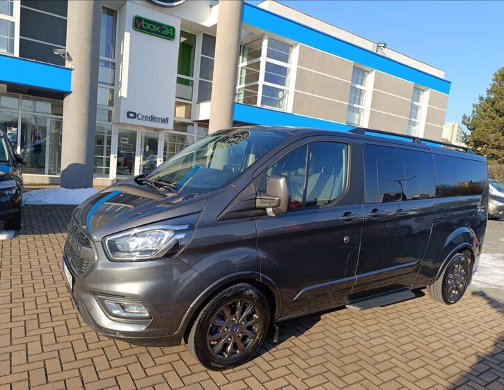 Ford Tourneo Custom MPV 2,0 l 110 kw