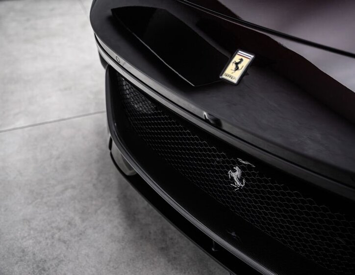 Ferrari Ostatní SUV / Terénní 6,5 l 529 kw