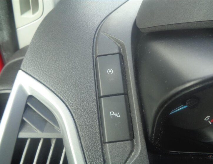 Ford Transit Custom Ostatní 2,0 l 77 kw