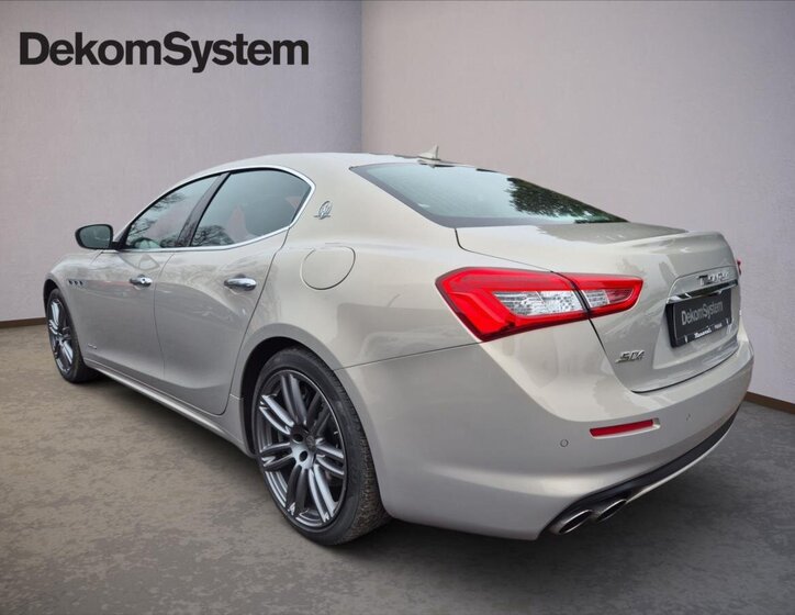Maserati Ghibli Sedan 3,0 l 316 kw