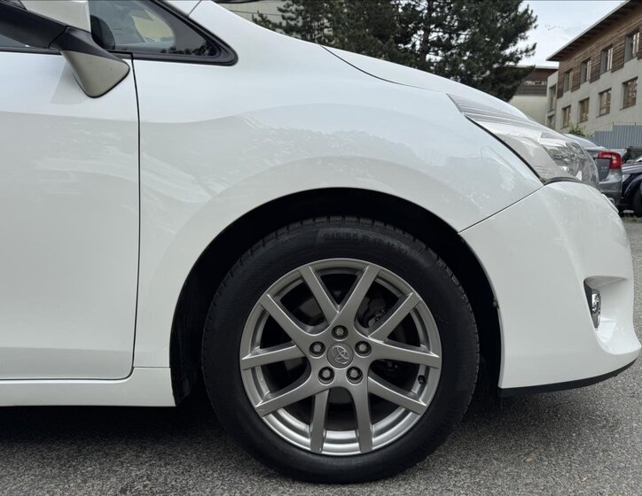 Toyota Verso MPV 2,0 l 91 kw