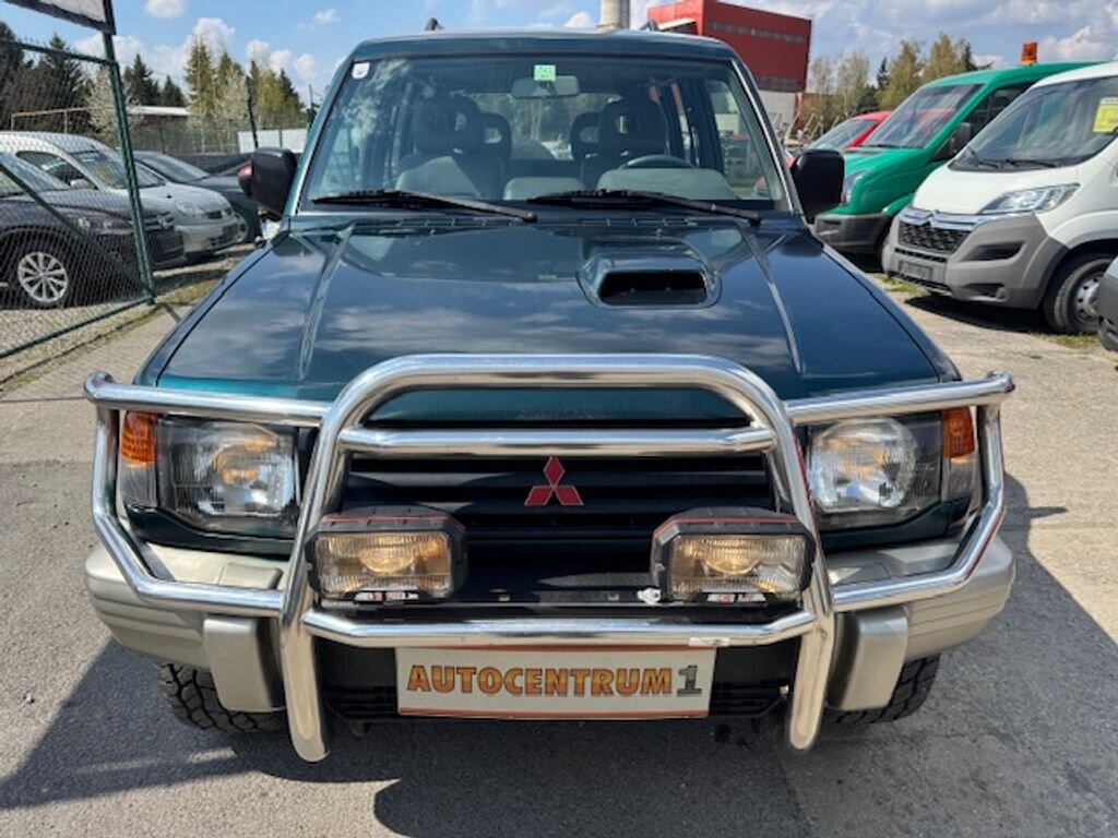 Mitsubishi Pajero SUV / Terénní 2,8 l 92 kw