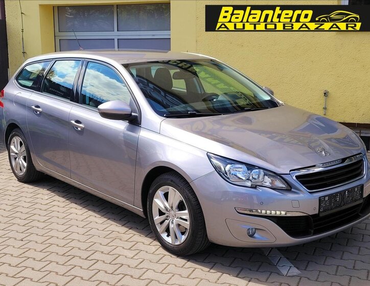 Peugeot 308 Kombi 1,2 l 96 kw