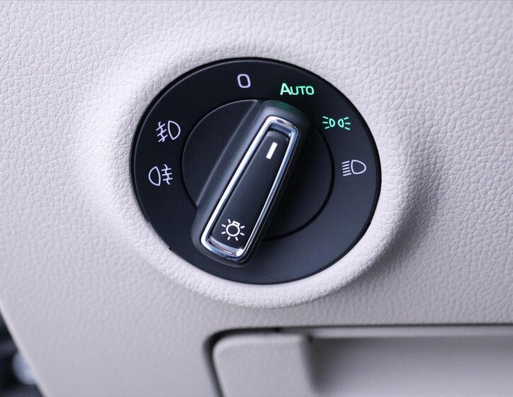 Škoda Superb Liftback 2,0 l 110 kw