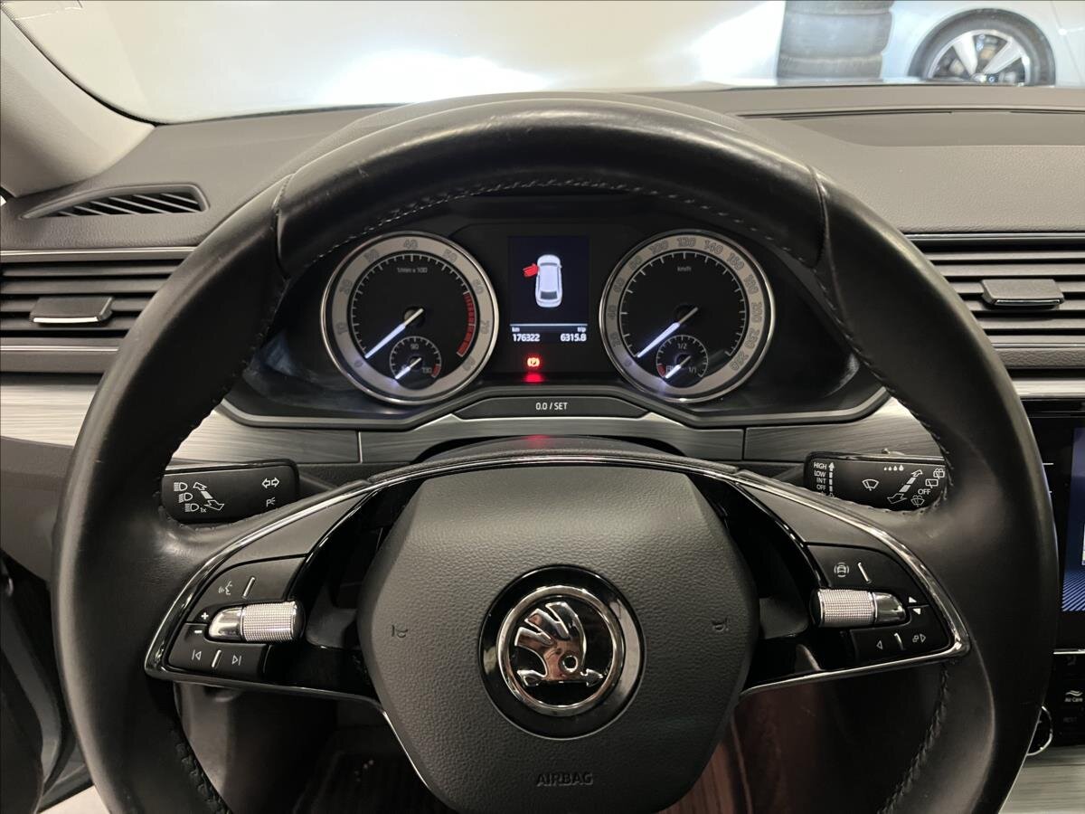 Škoda Superb Kombi 1,5 l 110 kw