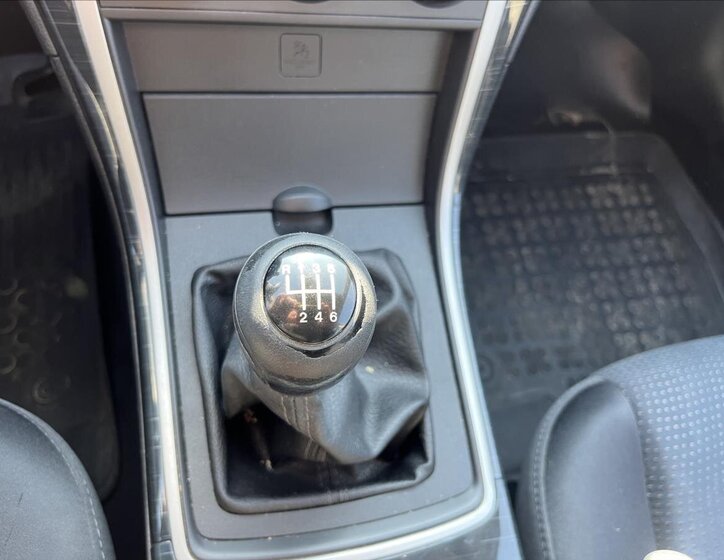 Mazda 6 Kombi 2,0 l 103 kw