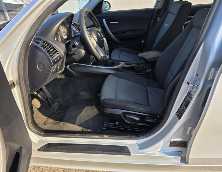 BMW Řada 1 Hatchback 2,0 l 90 kw