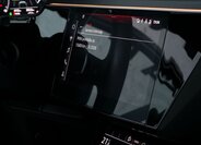 Audi e-tron SUV / Terénní 0,0 300 kw