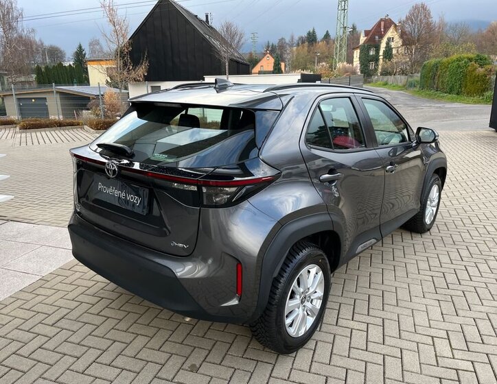 Toyota Yaris Cross 6