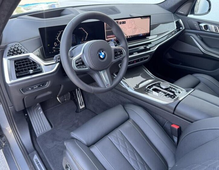 BMW X7 SUV / Terénní 3,0 l 250 kw