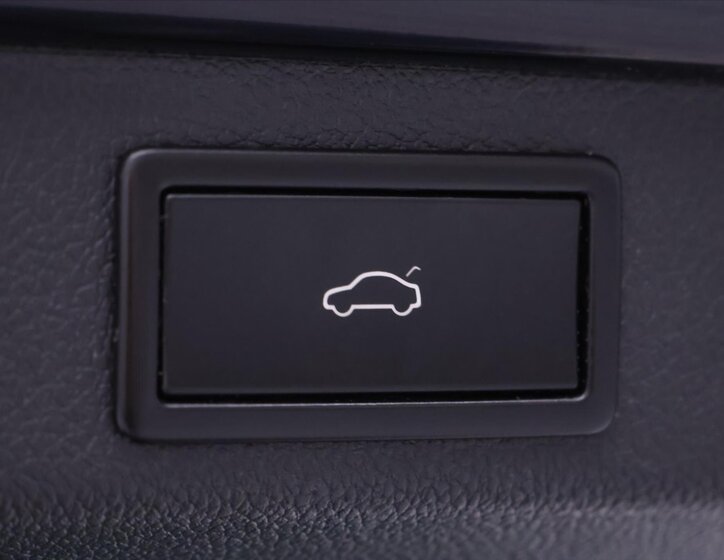 Škoda Superb Kombi 2,0 l 200 kw