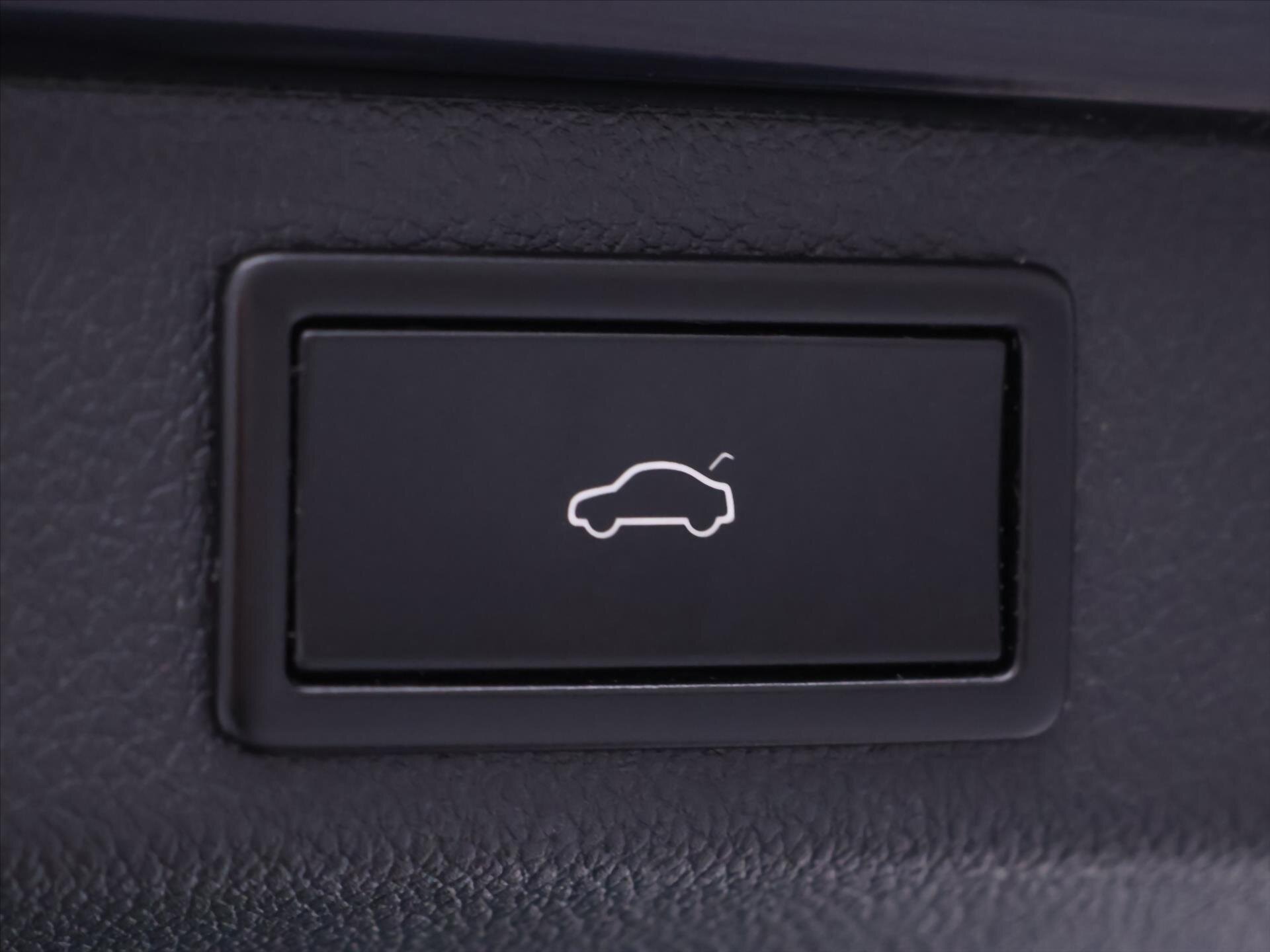 Škoda Superb Kombi 2,0 l 200 kw