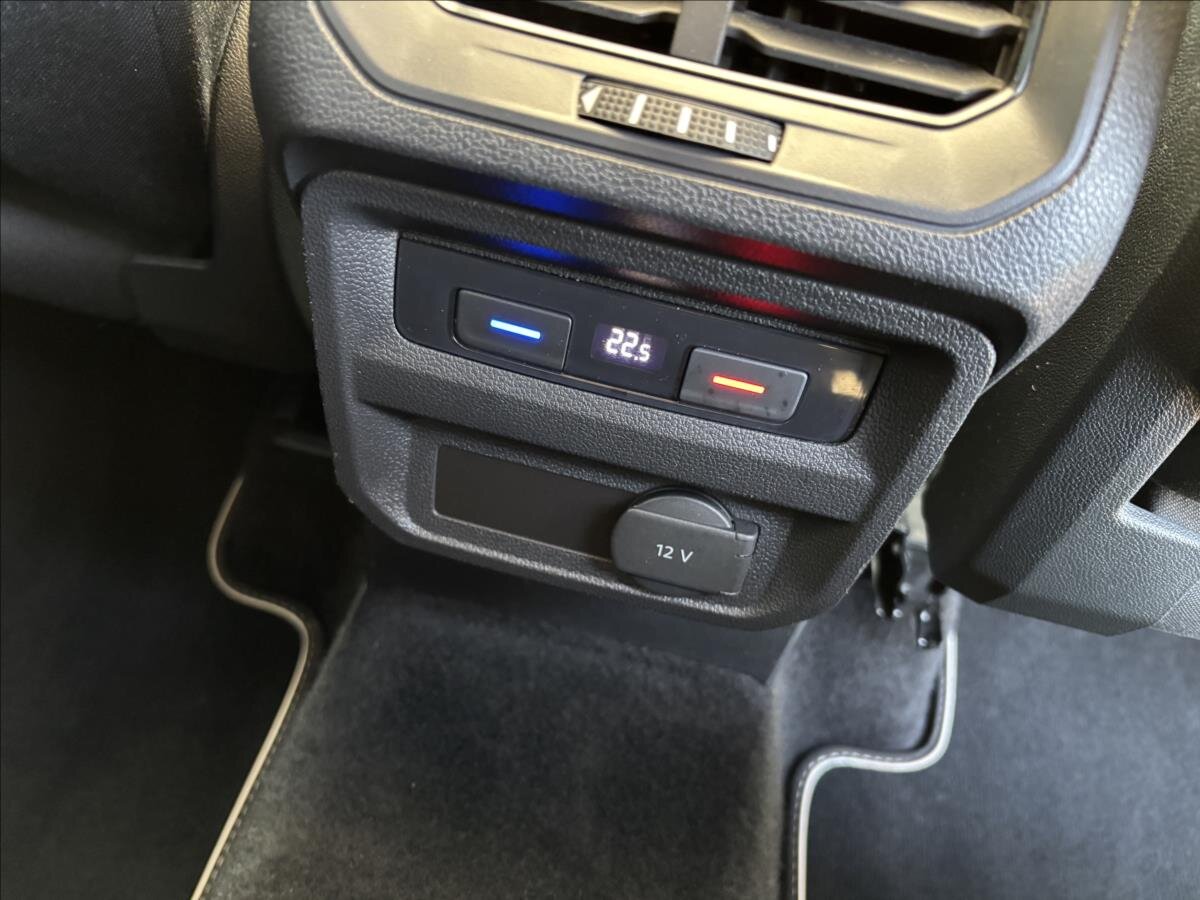 Volkswagen Tiguan SUV / Terénní 1,5 l 110 kw