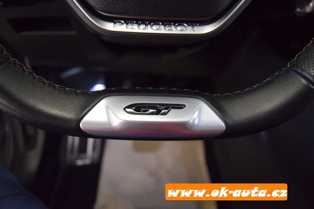 Peugeot 5008 MPV 1,5 l 96 kw