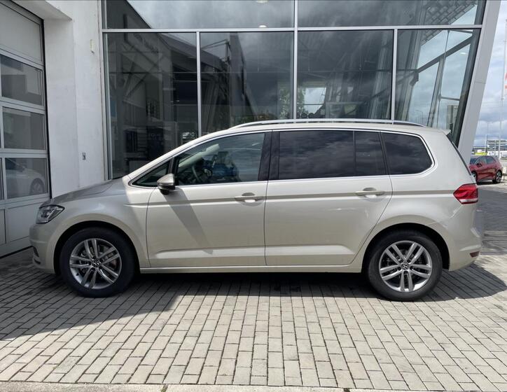 Volkswagen Touran 7