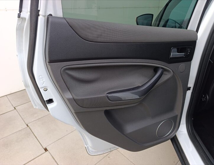 Ford Kuga SUV 2,0 l 120 kw