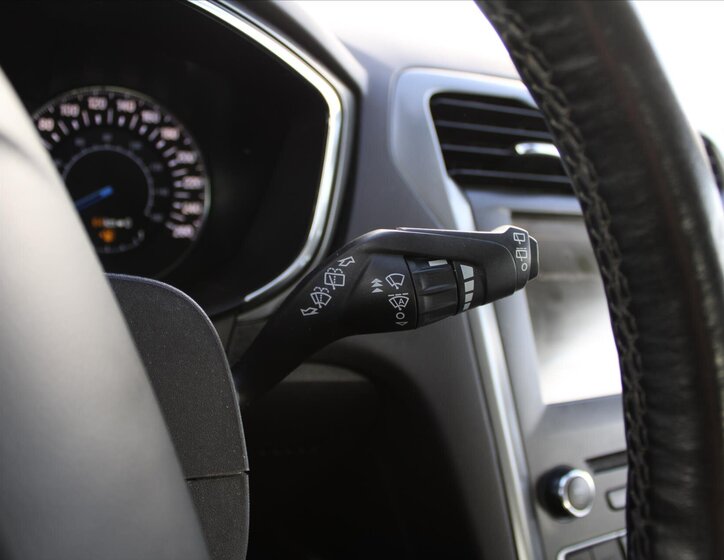 Ford Mondeo Liftback 2,0 l 110 kw