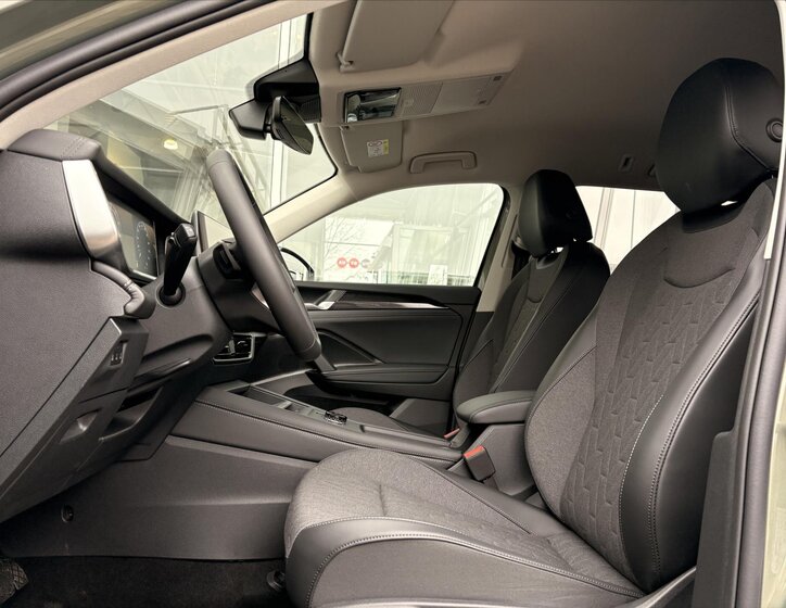 Volkswagen Tayron SUV / Terénní 1,5 l 150 kw