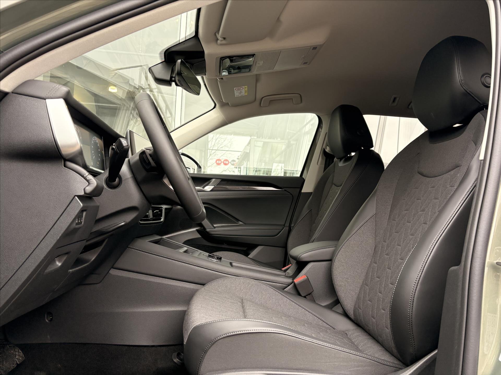 Volkswagen Tayron SUV / Terénní 1,5 l 150 kw