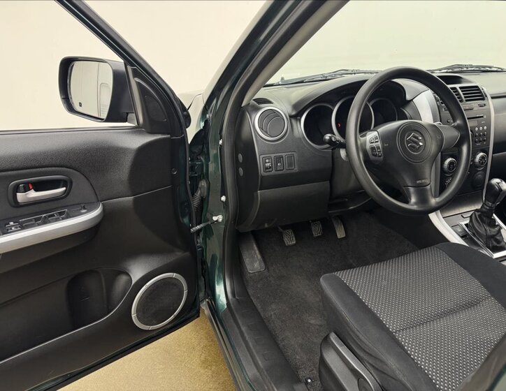 Suzuki Grand Vitara SUV / Terénní 1,9 l 95 kw