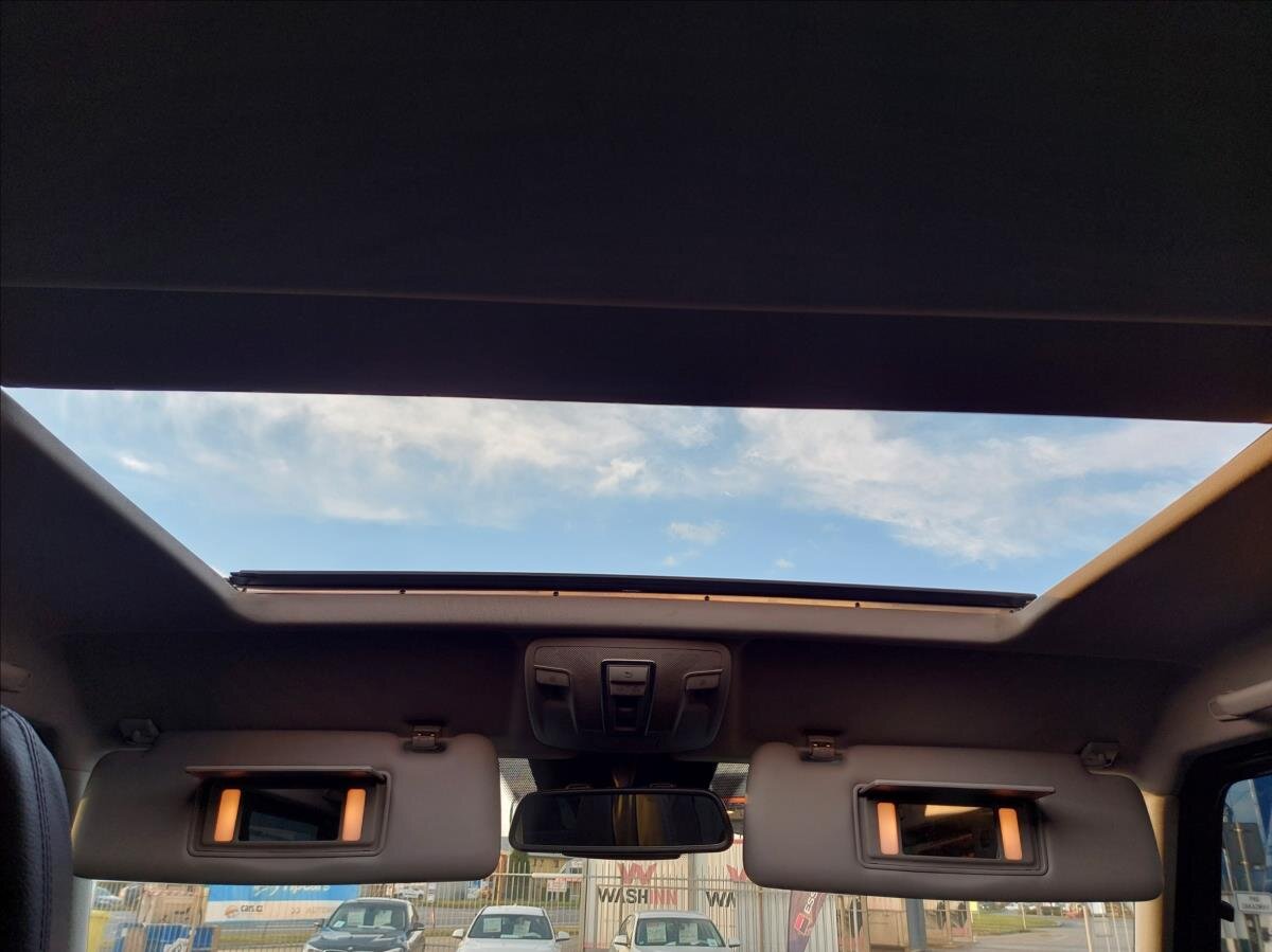 Mercedes-Benz Třídy G SUV / Terénní 3,0 l 155 kw