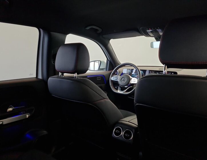 Mercedes-Benz GLB SUV 1,3 l 120 kw