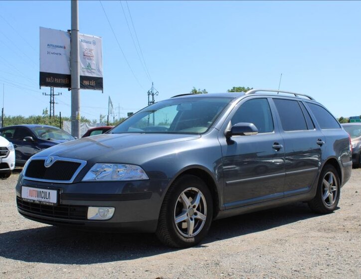 Škoda Octavia 1