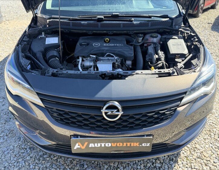 Opel Astra Hatchback 999,0 77 kw