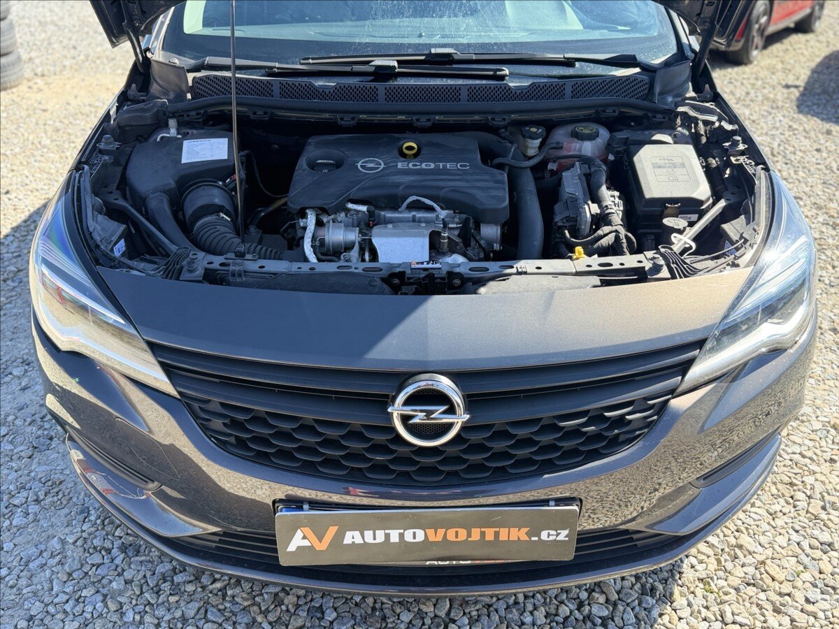 Opel Astra Hatchback 999,0 77 kw