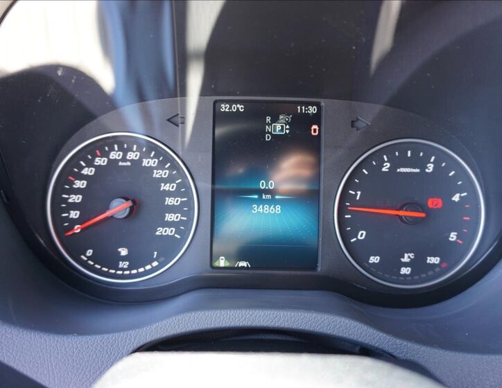 Mercedes-Benz Sprinter 16