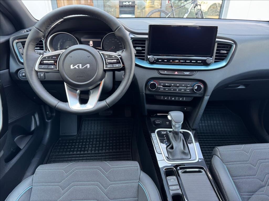 KIA XCeed CUV / Crossover 1,6 l 110 kw
