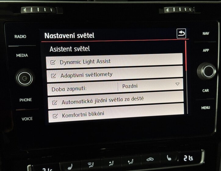 Volkswagen Golf Hatchback 2,0 l 213 kw