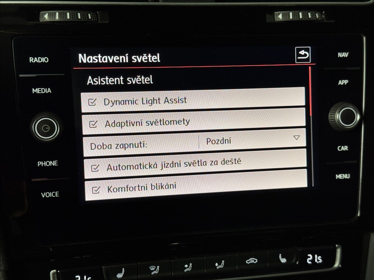 Volkswagen Golf Hatchback 2,0 l 213 kw