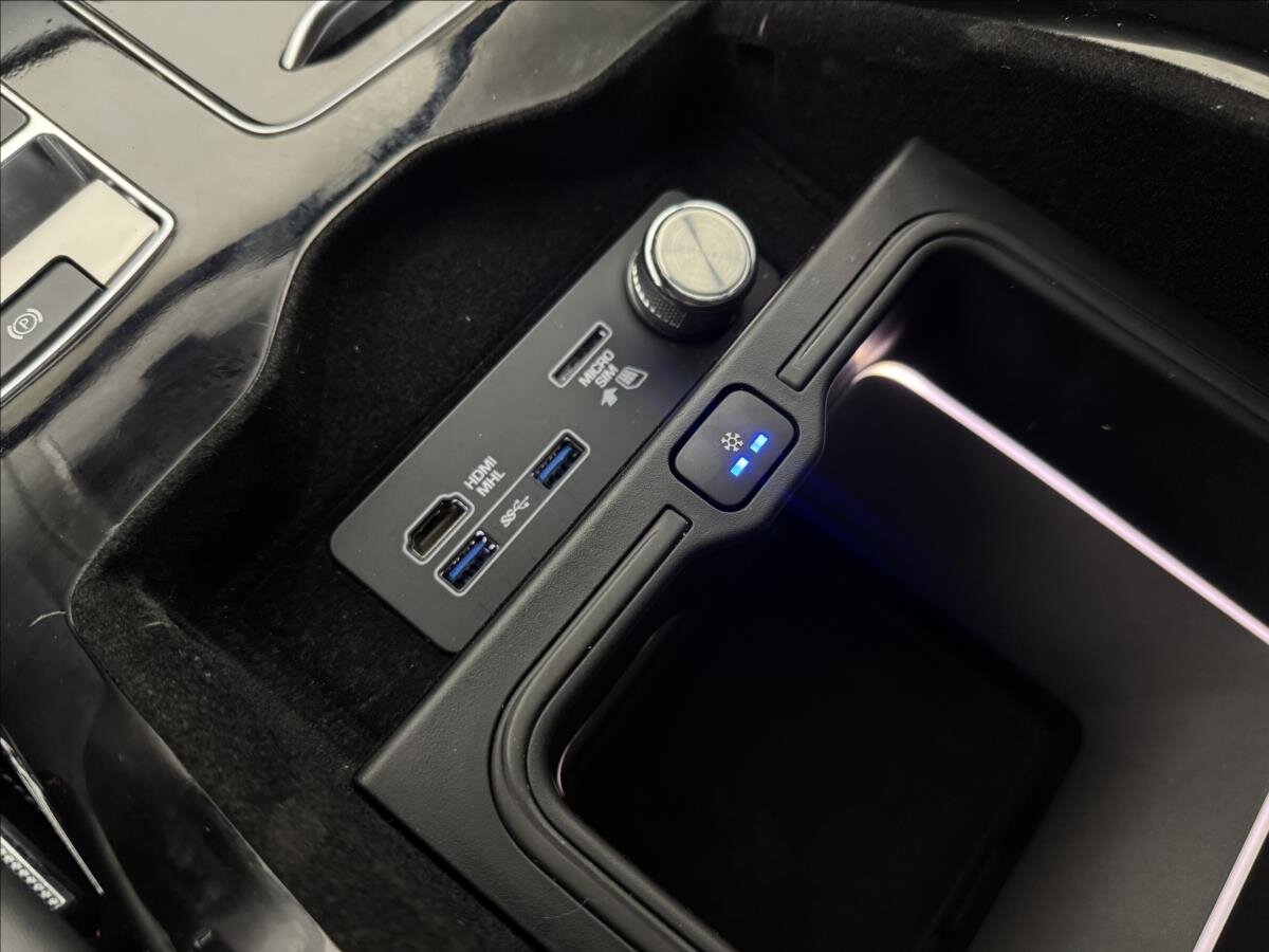 Land Rover Range Rover SUV 5,0 l 405 kw