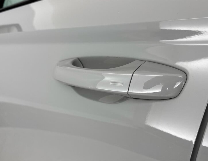 Škoda Karoq SUV / Terénní 1,5 l 110 kw