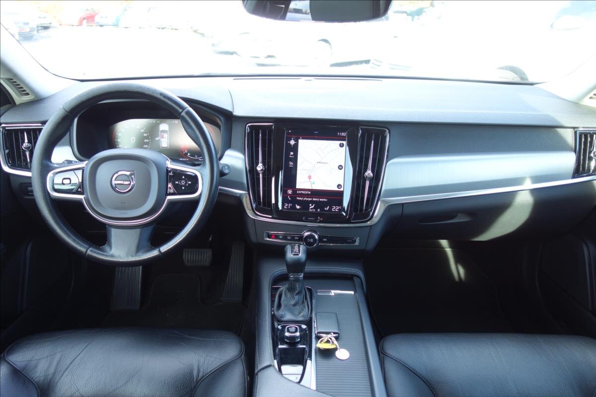 Volvo V90 Kombi 2,0 l 140 kw