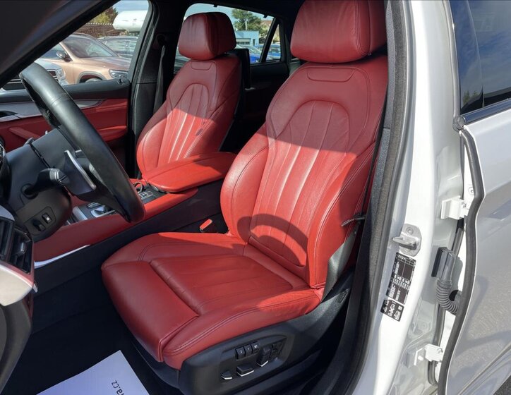 BMW X6 SUV 3,0 l 230 kw