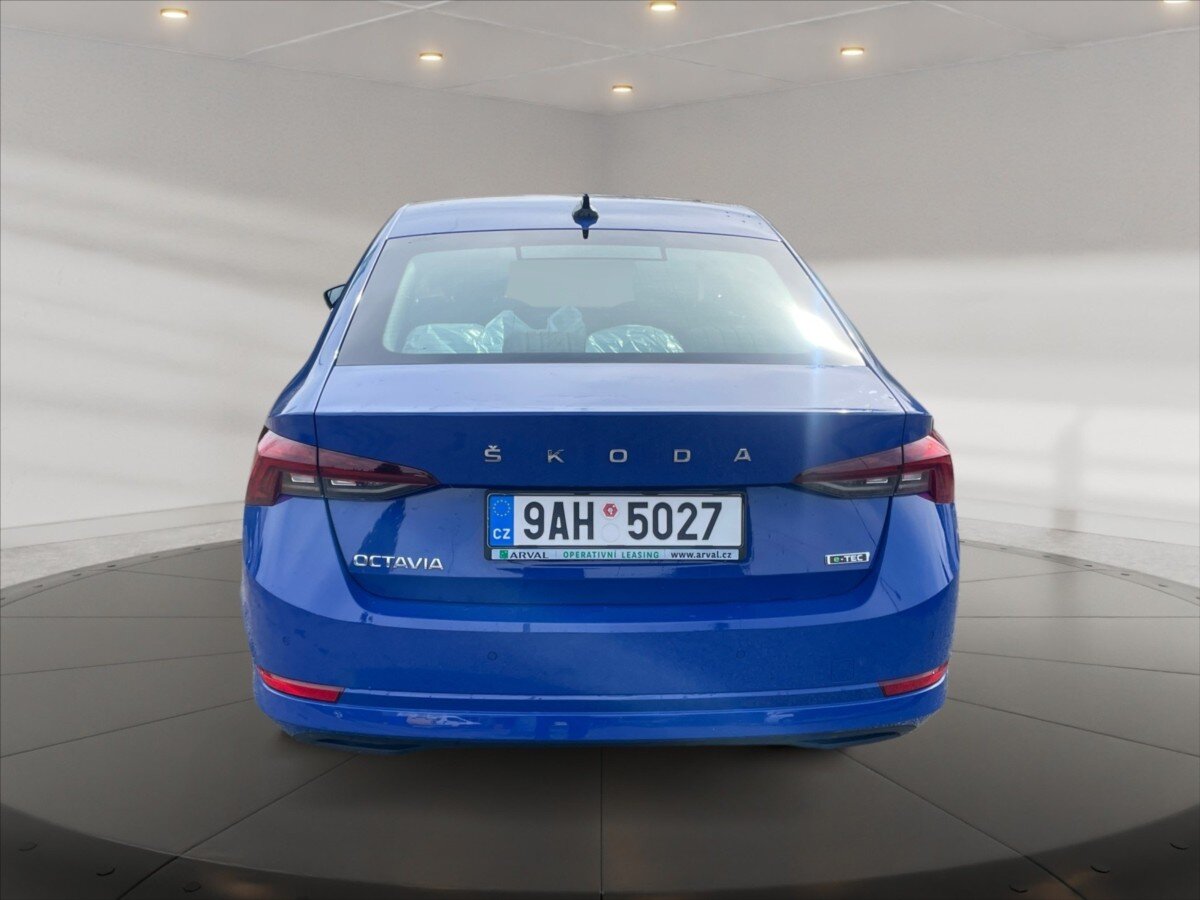 Škoda Octavia Sedan / Limuzína 1,5 l 110 kw