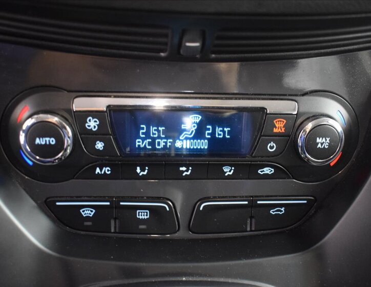 Ford Kuga SUV 2,0 l 120 kw