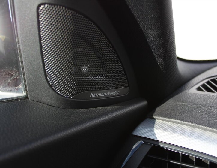 BMW Řada 2 Kupé 3,0 l 240 kw