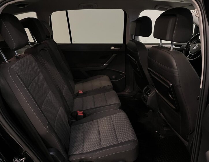 Volkswagen Touran MPV 1,6 l 81 kw