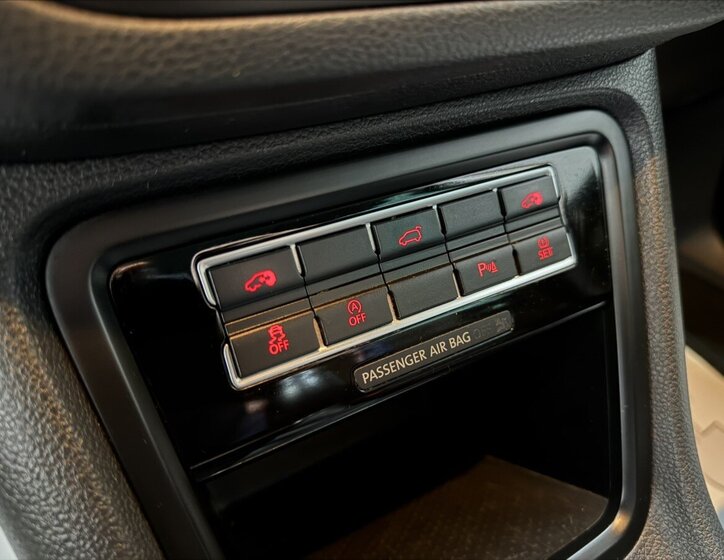 Volkswagen Sharan MPV 2,0 l 103 kw