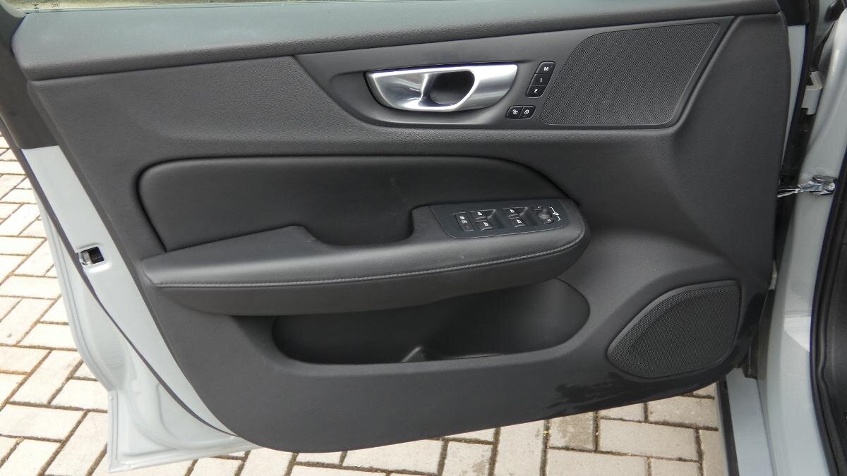 Volvo V60 Kombi 2,0 l 145 kw